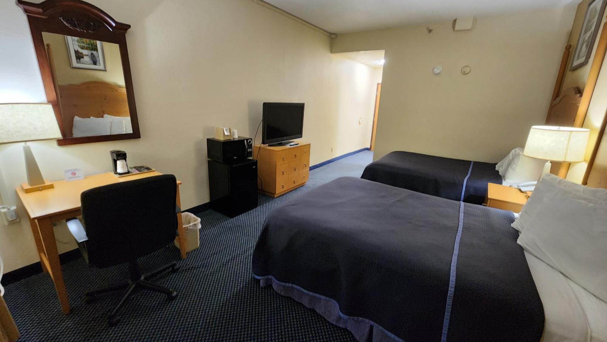 Katahdin Inn & Suites Millinocket Eksteriør billede