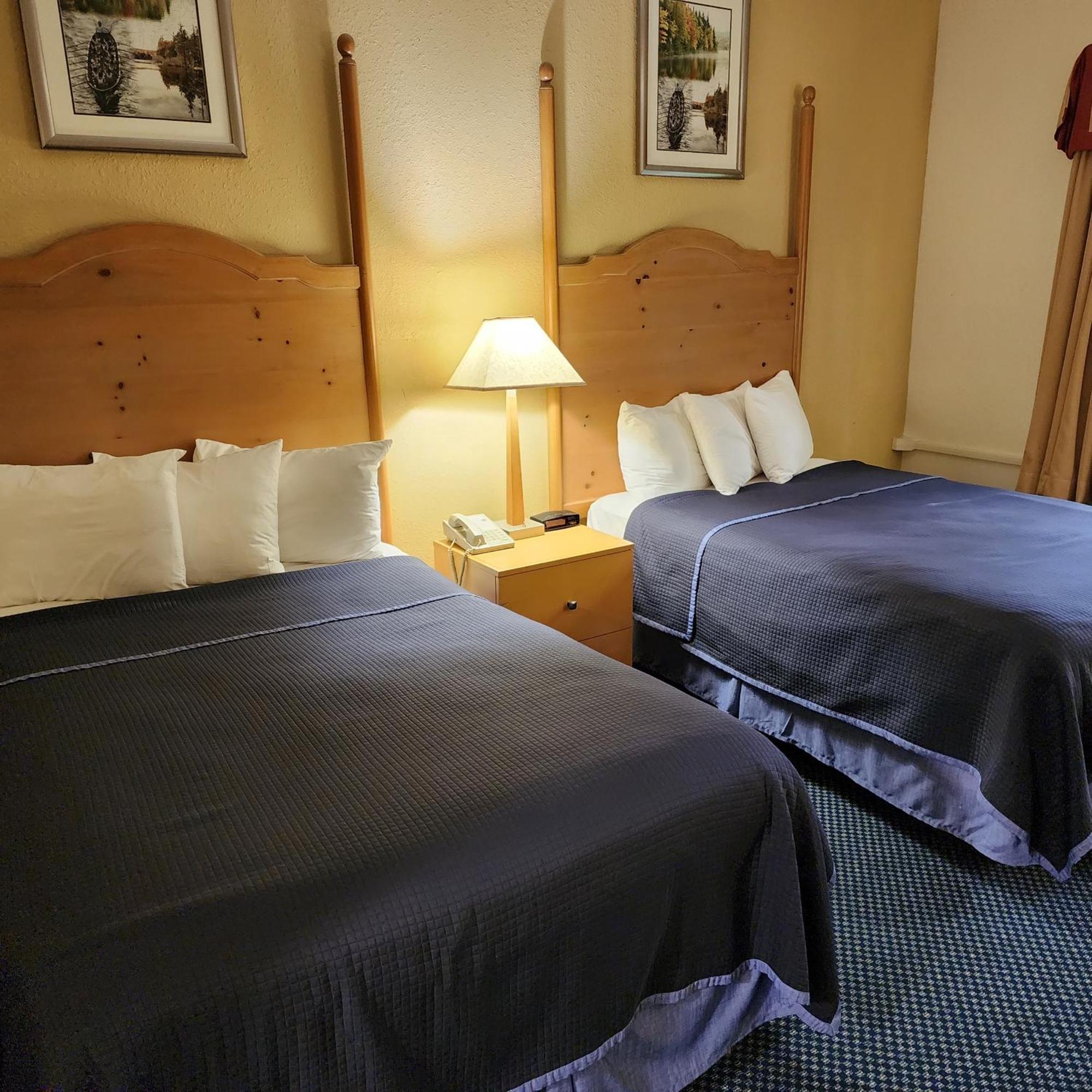 Katahdin Inn & Suites Millinocket Eksteriør billede