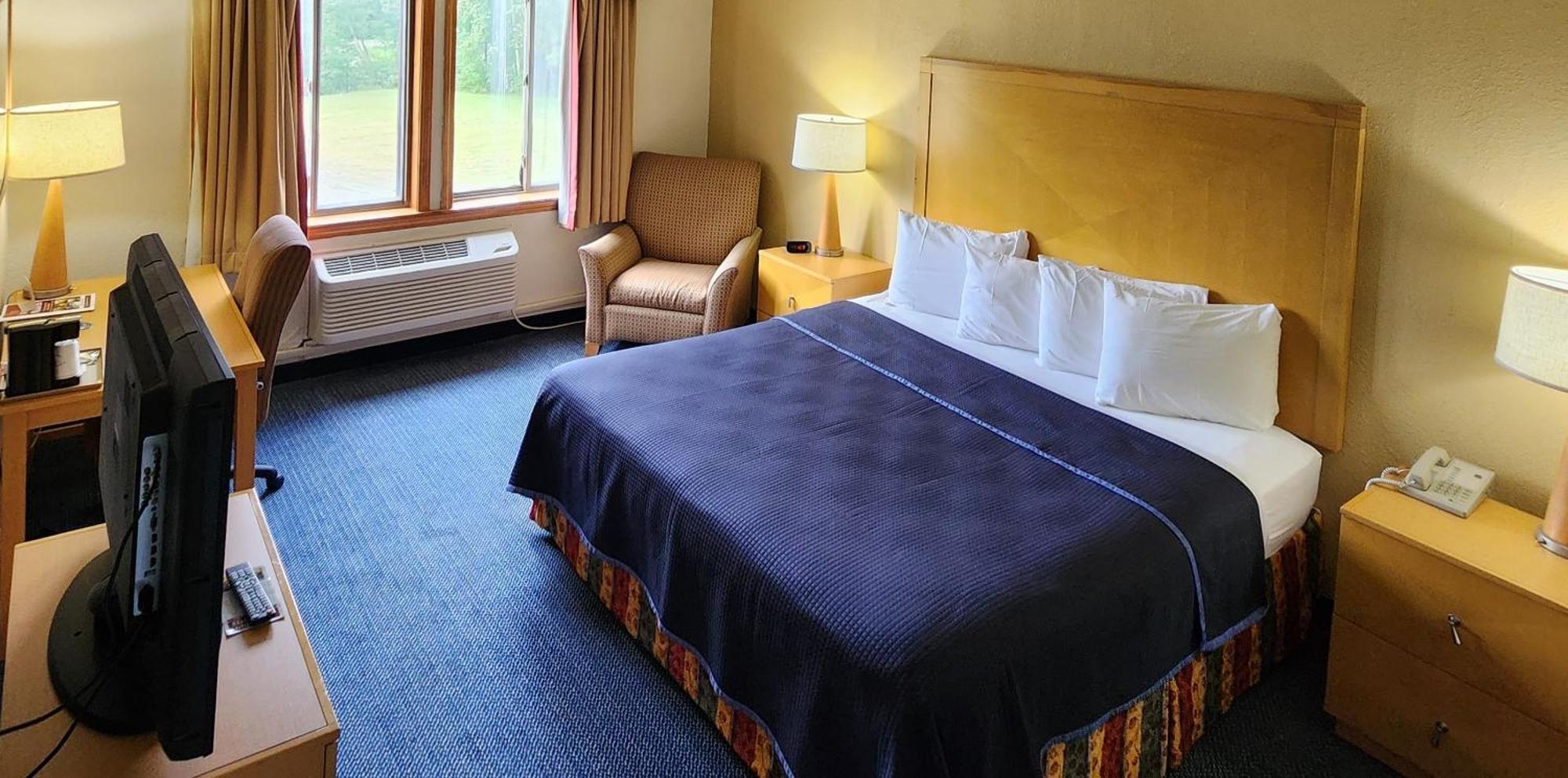 Katahdin Inn & Suites Millinocket Eksteriør billede
