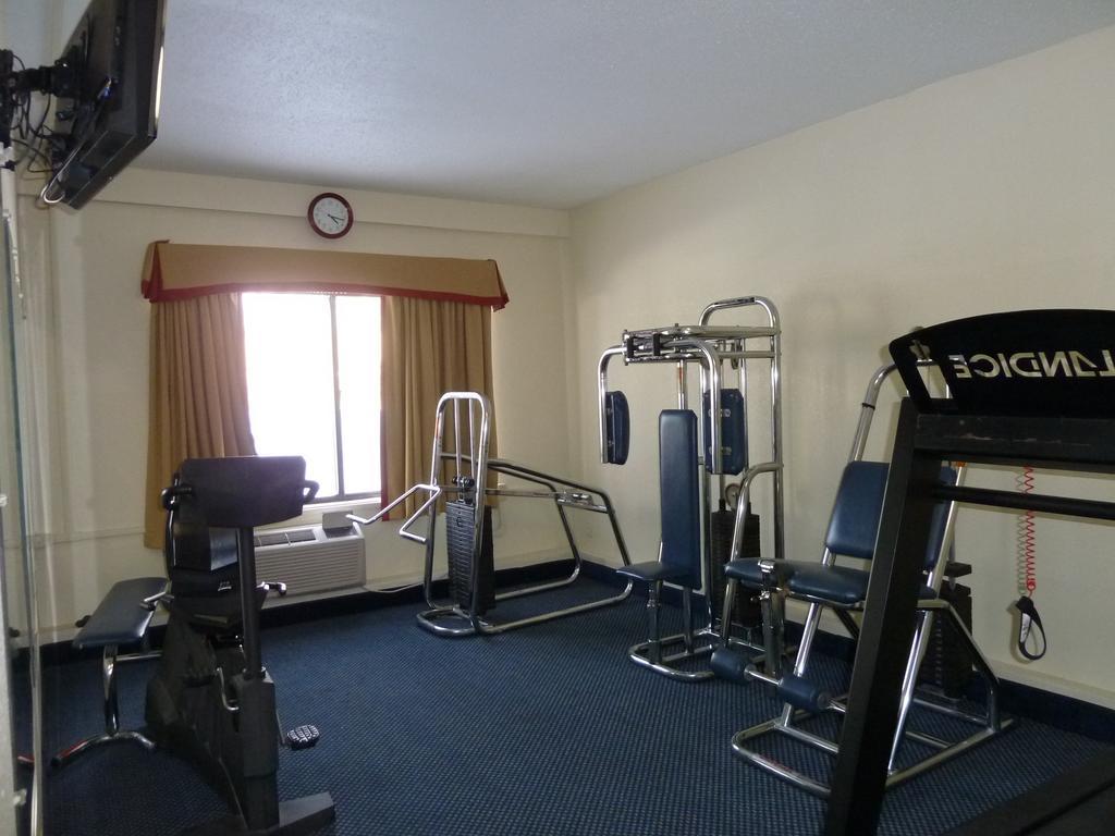 Katahdin Inn & Suites Millinocket Eksteriør billede